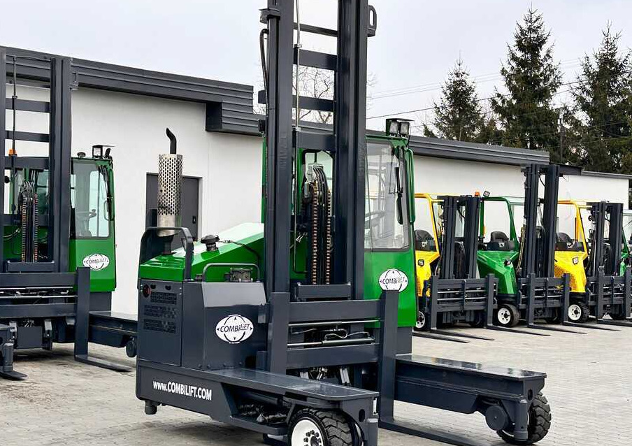 Combilift C4000 / LPG / DUPLEX / LIFTING HEIGHT 550CM / FREE LIFT / LIKE NEW - Четырехсторонний погрузчик: фото 3 Combilift C4000 / LPG / DUPLEX / LIFTING HEIGHT 550CM / FREE LIFT / LIKE NEW - Четырехсторонний погрузчик: фото 3