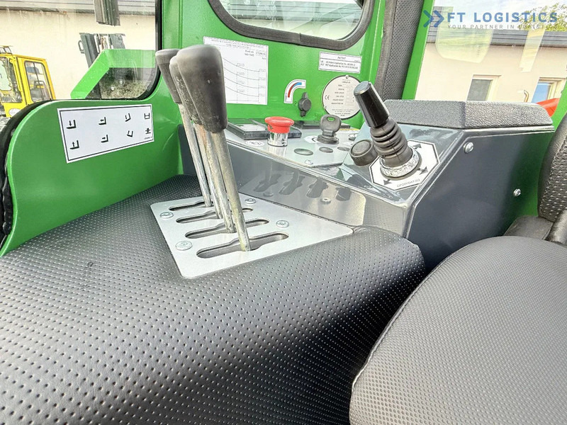 Четырехсторонний погрузчик Combilift C5000XL / DIESEL / DUPLEX - 4000MM / WIDE FORK POSITIONER 3350MM / FULL HEATED CABIN / ONLY 6453H / CONDITION - LIKE NEW! C5000X: фото 18 Четырехсторонний погрузчик Combilift C5000XL / DIESEL / DUPLEX - 4000MM / WIDE FORK POSITIONER 3350MM / FULL HEATED CABIN / ONLY 6453H / CONDITION - LIKE NEW! C5000X: фото 18