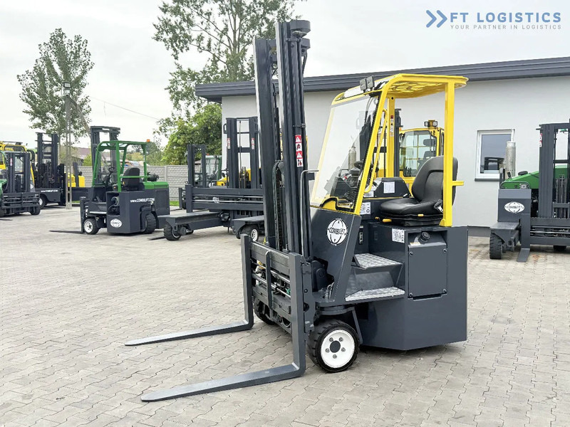 Combilift CB2500 / DUPLEX / 4100MM / DIESEL / FREE LIFT / FORK POSITIONER / SIDE SHIFT / LIKE NEW / Wide range of four-way and side loader - Четырехсторонний погрузчик: фото 2 Combilift CB2500 / DUPLEX / 4100MM / DIESEL / FREE LIFT / FORK POSITIONER / SIDE SHIFT / LIKE NEW / Wide range of four-way and side loader - Четырехсторонний погрузчик: фото 2