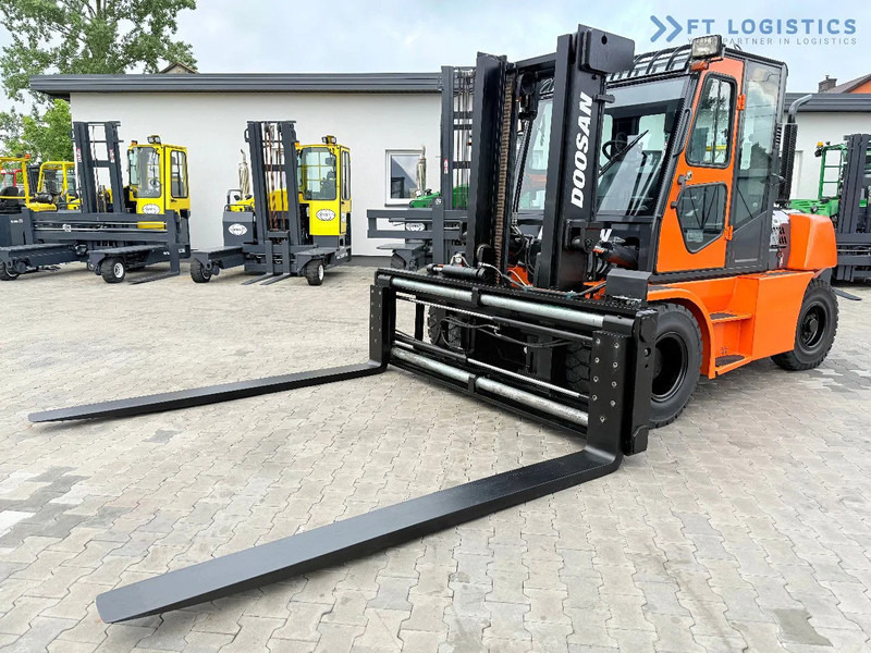 Doosan DOOSAN / DUPLEX 3000MM / SIDE SHIFT / FORK POSITIONER / 2500MM FORKS / 7000KG / CABIN / LIKE NEW DOOSAN / DUPLEX 3000MM / SIDE S - Дизельный погрузчик: фото 1 Doosan DOOSAN / DUPLEX 3000MM / SIDE SHIFT / FORK POSITIONER / 2500MM FORKS / 7000KG / CABIN / LIKE NEW DOOSAN / DUPLEX 3000MM / SIDE S - Дизельный погрузчик: фото 1