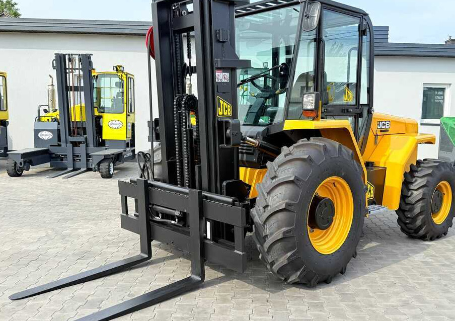 JCB 940 / DIESEL / TRIPLEX 4500MM / FORK POSITIONER / FORK SIDESHIFT / 4T / NEW TYRES / LIKE NEW - Внедорожный погрузчик: фото 1 JCB 940 / DIESEL / TRIPLEX 4500MM / FORK POSITIONER / FORK SIDESHIFT / 4T / NEW TYRES / LIKE NEW - Внедорожный погрузчик: фото 1