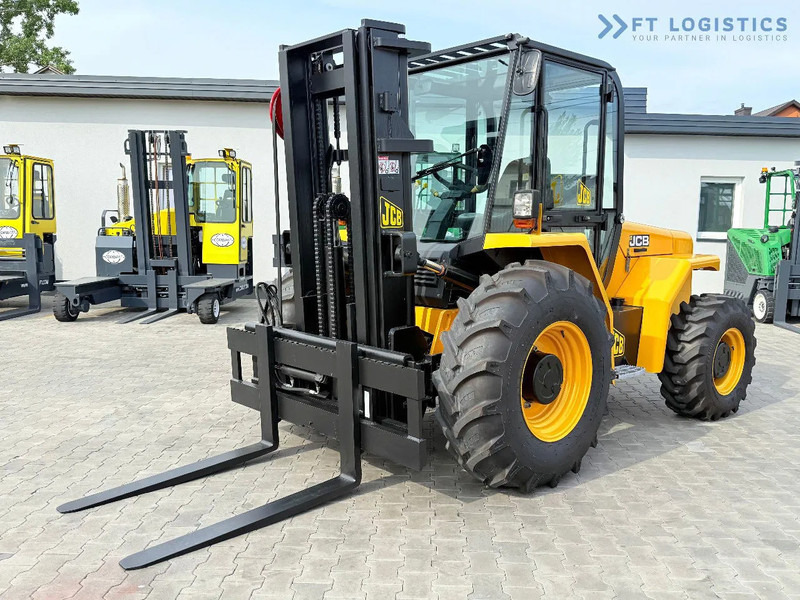 JCB 940 / DIESEL / TRIPLEX 4500MM / FORK POSITIONER / SIDE SHIFT / 4T / NEW TYRES / LIKE NEW 940 / DIESEL / TRIPLEX 4500MM / FORK PO - Внедорожный погрузчик: фото 1 JCB 940 / DIESEL / TRIPLEX 4500MM / FORK POSITIONER / SIDE SHIFT / 4T / NEW TYRES / LIKE NEW 940 / DIESEL / TRIPLEX 4500MM / FORK PO - Внедорожный погрузчик: фото 1