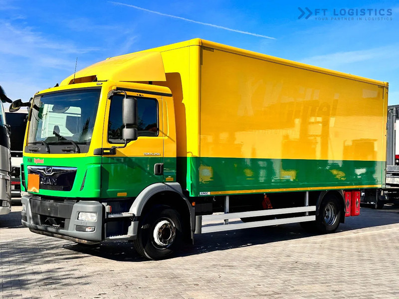 MAN TGM 15.250 MAN TGM 15.250 4X2 / CONTAINER - 16 PALLETS / TAIL LIFT / TIRES 80% / PERFECT CONDITION - Грузовик с закрытым кузовом: фото 1 MAN TGM 15.250 MAN TGM 15.250 4X2 / CONTAINER - 16 PALLETS / TAIL LIFT / TIRES 80% / PERFECT CONDITION - Грузовик с закрытым кузовом: фото 1