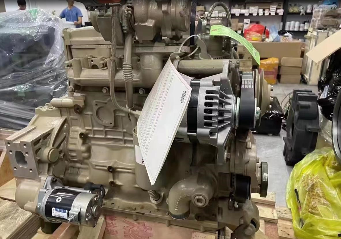 CUMMINS QSB4.5 - Двигатель для Экскаваторов: фото 1 CUMMINS QSB4.5 - Двигатель для Экскаваторов: фото 1