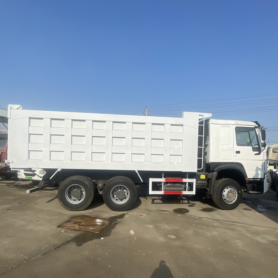 HOWO 6*4 DUMP TRUCK - Самосвал: фото 3 HOWO 6*4 DUMP TRUCK - Самосвал: фото 3