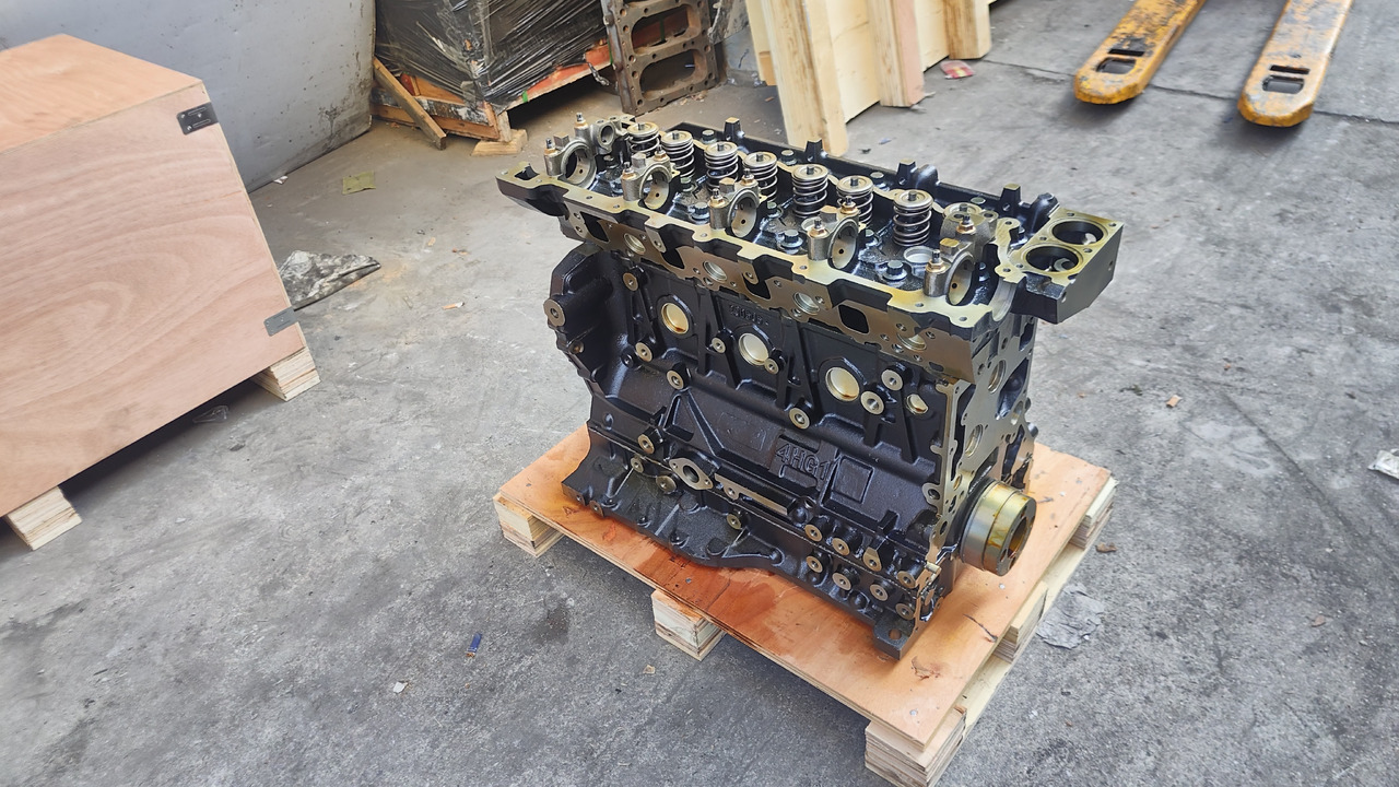 ISUZU 4HG1 - Двигатель для Экскаваторов: фото 2 ISUZU 4HG1 - Двигатель для Экскаваторов: фото 2