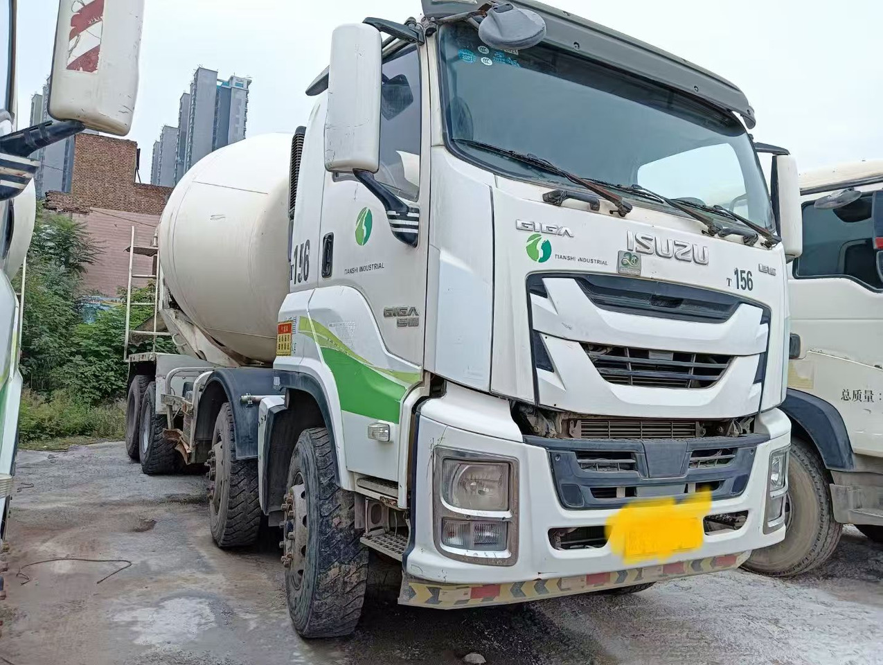 ISUZU ISUZU T156 15 cubic meter mixing tank - Бетономешалка: фото 3 ISUZU ISUZU T156 15 cubic meter mixing tank - Бетономешалка: фото 3
