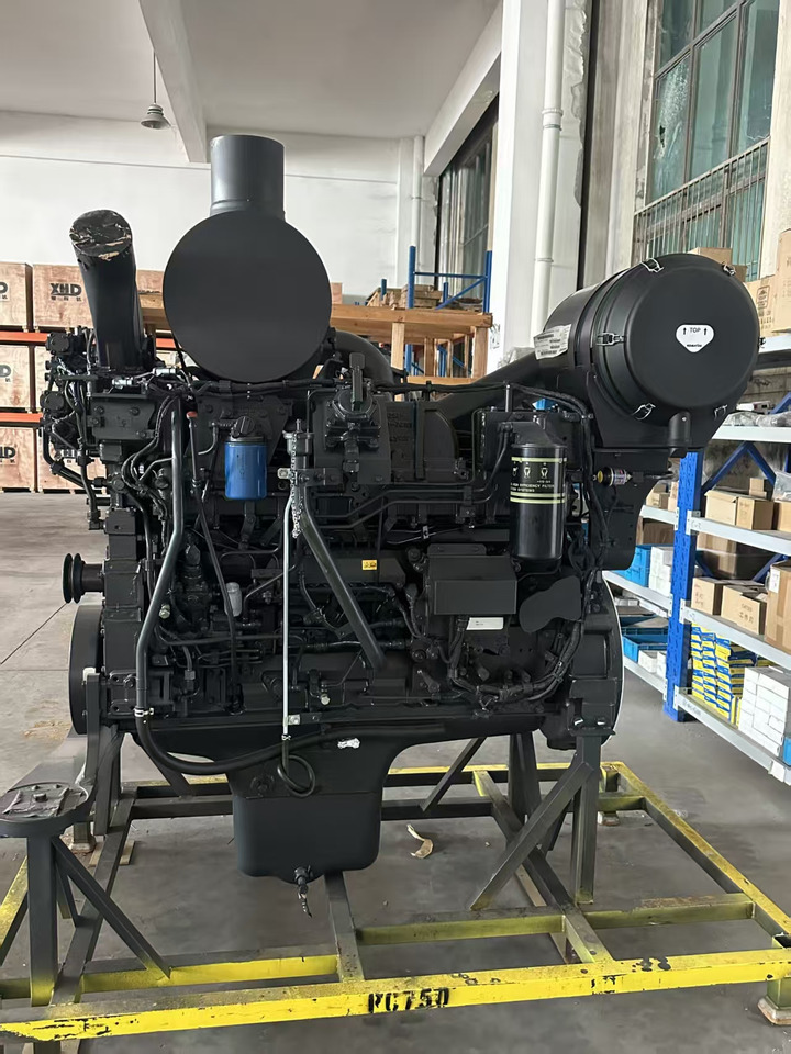 KOMATSU 6D140E-5 - Двигатель для Экскаваторов: фото 2 KOMATSU 6D140E-5 - Двигатель для Экскаваторов: фото 2