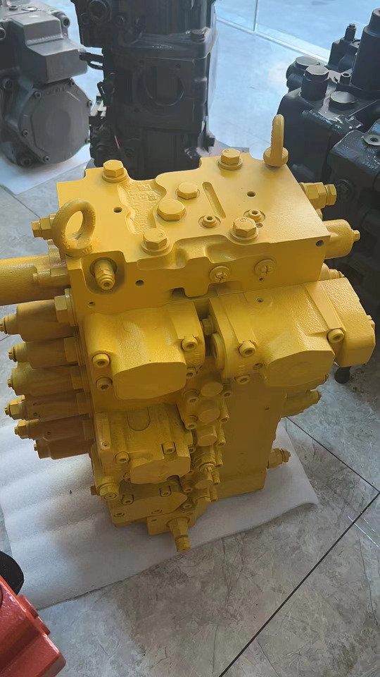 KOMATSU 723-48-26701 - Гидравлический клапан для Экскаваторов: фото 4 KOMATSU 723-48-26701 - Гидравлический клапан для Экскаваторов: фото 4
