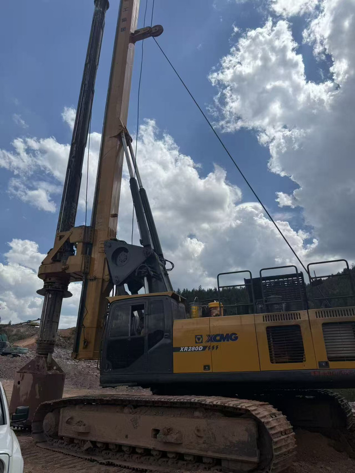 XCMG XCMG XR280D - Автоманипулятор: фото 1 XCMG XCMG XR280D - Автоманипулятор: фото 1