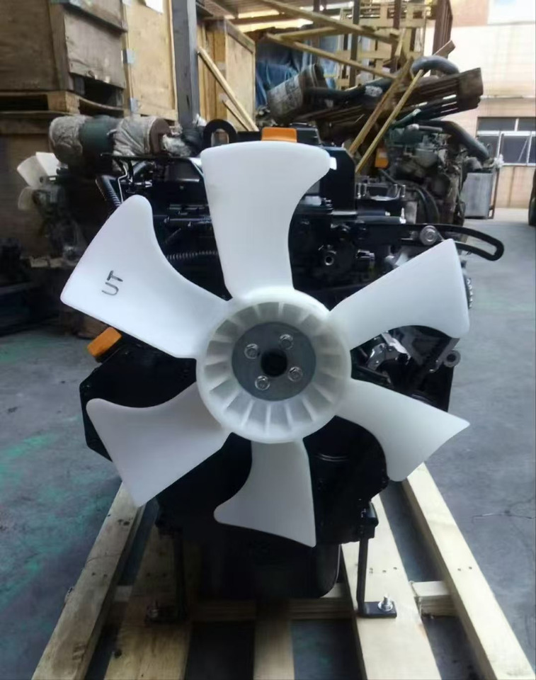 YANMAR 4TNV98 - Двигатель для Мини-погрузчиков с бортовым поворотом: фото 3 YANMAR 4TNV98 - Двигатель для Мини-погрузчиков с бортовым поворотом: фото 3