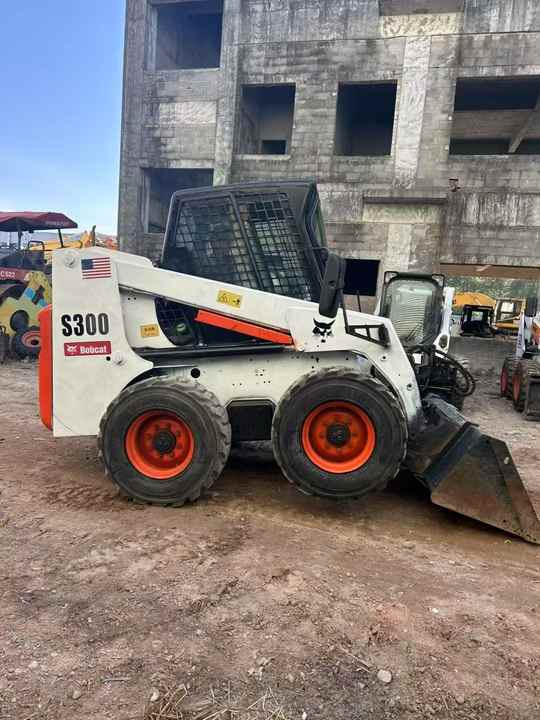 100%Ready Bobcat S300 Well Sold Most Famous Brand High Quality Bobcat S300 Skid Steer Loader for Sale - Колёсный погрузчик: фото 2 100%Ready Bobcat S300 Well Sold Most Famous Brand High Quality Bobcat S300 Skid Steer Loader for Sale - Колёсный погрузчик: фото 2