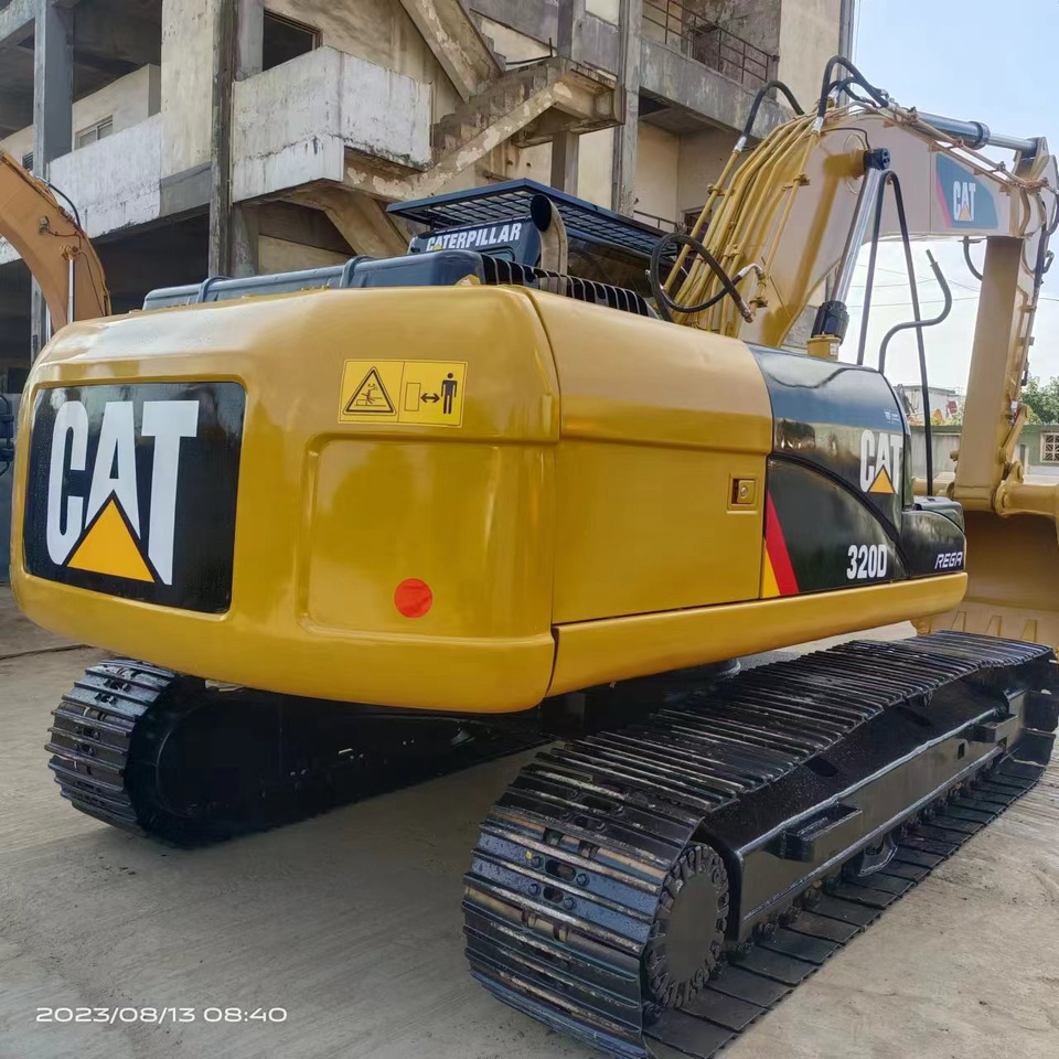 Гусеничный экскаватор CATERPILLAR 320D: фото 10