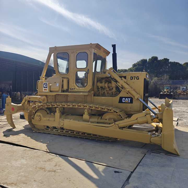 Good Condition Caterpillar CATD7G Original Japan Used Crawler Dozer Used CAT D6 D7 D10 Second Hand Bulldozers for Sale - Бульдозер: фото 4 Good Condition Caterpillar CATD7G Original Japan Used Crawler Dozer Used CAT D6 D7 D10 Second Hand Bulldozers for Sale - Бульдозер: фото 4