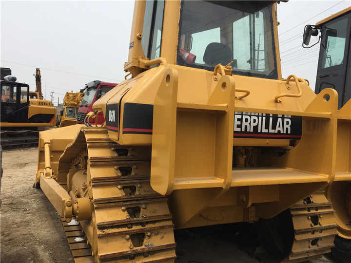Good Condition D6N Mini Bulldozer New Crawler Bulldozer with Parts Price Bulldozers - Бульдозер: фото 2 Good Condition D6N Mini Bulldozer New Crawler Bulldozer with Parts Price Bulldozers - Бульдозер: фото 2
