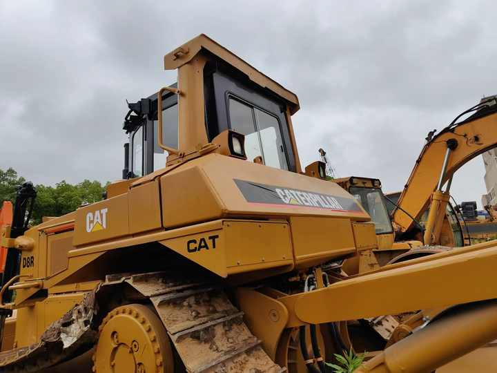 Good Quality Used Bulldozer Construction Used CAT D8R Bulldozers Crawler Caterpillar Machinery CAT D8R Used Bulldozers - Бульдозер: фото 2 Good Quality Used Bulldozer Construction Used CAT D8R Bulldozers Crawler Caterpillar Machinery CAT D8R Used Bulldozers - Бульдозер: фото 2