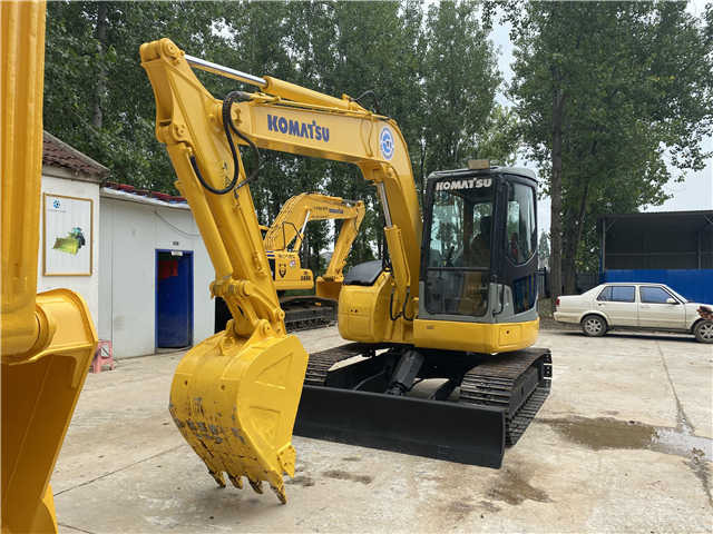 High Quality Used Crawler Excavator komatsu Pc78 Pc128 Pc138 Pc200-8 Pc220-8 Pc240-8 Excavator - Гусеничный экскаватор: фото 2 High Quality Used Crawler Excavator komatsu Pc78 Pc128 Pc138 Pc200-8 Pc220-8 Pc240-8 Excavator - Гусеничный экскаватор: фото 2