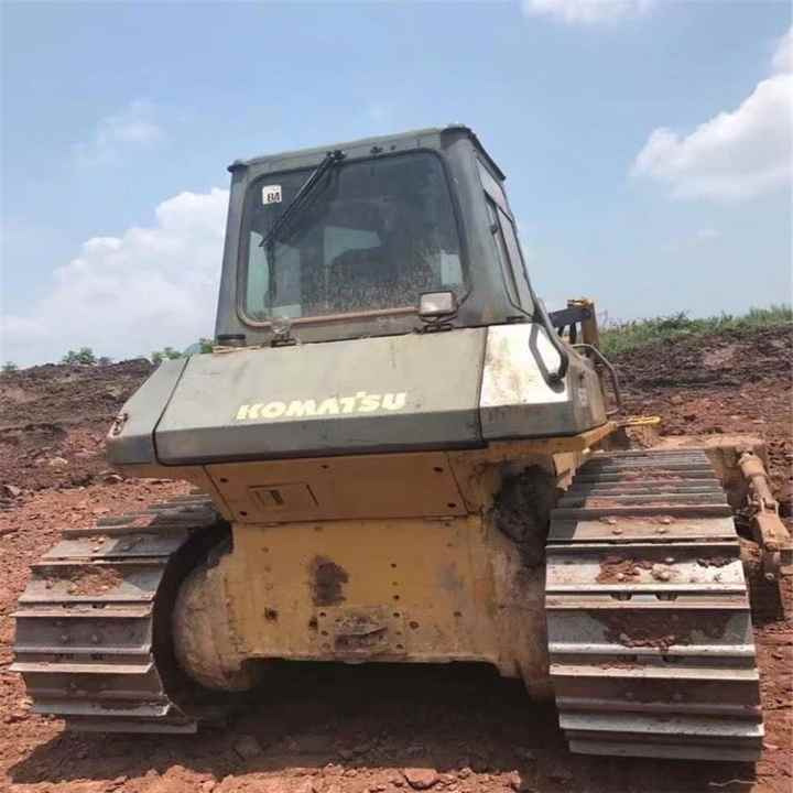 High Quality komatsu D65p D65px D50p D40p Original Japan Used Crawler Bulldozer with Ripper - Бульдозер: фото 2 High Quality komatsu D65p D65px D50p D40p Original Japan Used Crawler Bulldozer with Ripper - Бульдозер: фото 2