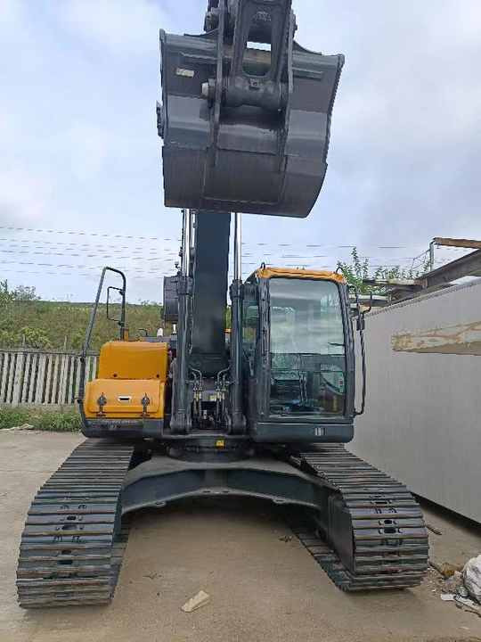 Hyundai Digger 225lvs Second Hand Korea Made High Performance Machine Hyundai Excavator for Sale - Гусеничный экскаватор: фото 3 Hyundai Digger 225lvs Second Hand Korea Made High Performance Machine Hyundai Excavator for Sale - Гусеничный экскаватор: фото 3
