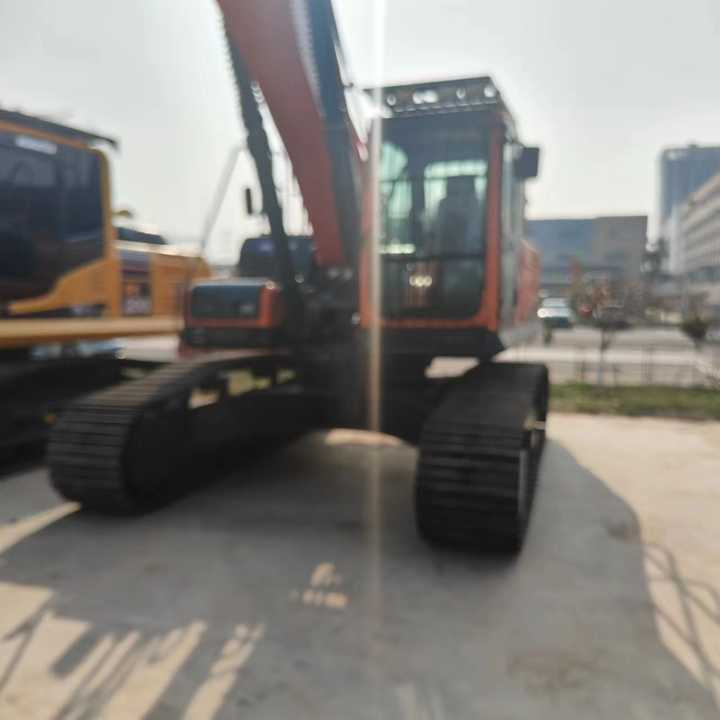 Korea Made Doosan Digger Dx300lc Doosan Used Machinery Excavator , Doosan Dx220 Dx300 Dx200 - Гусеничный экскаватор: фото 4 Korea Made Doosan Digger Dx300lc Doosan Used Machinery Excavator , Doosan Dx220 Dx300 Dx200 - Гусеничный экскаватор: фото 4