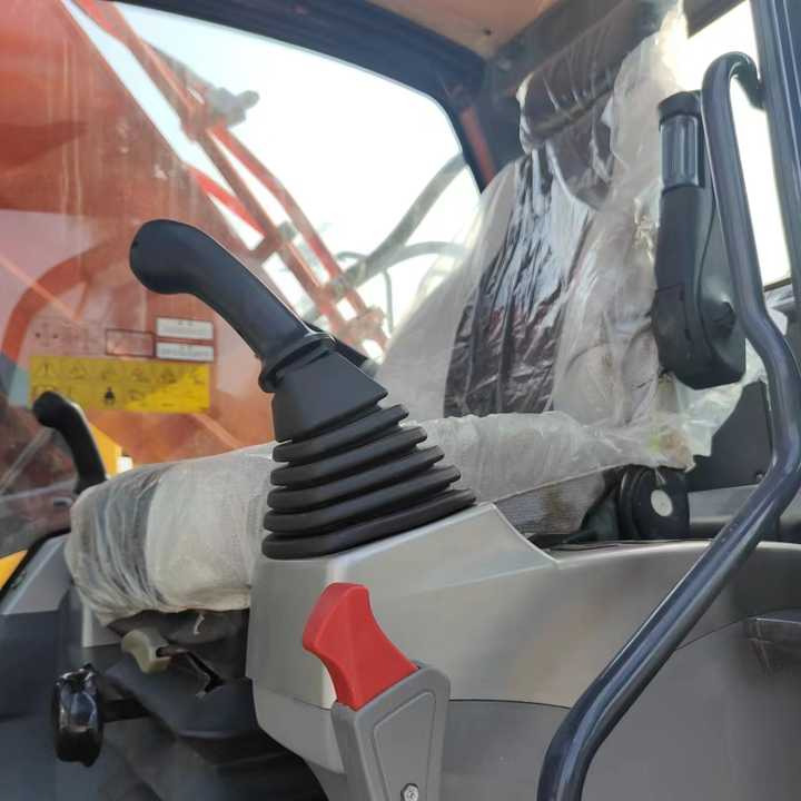 Korea Made Doosan Digger Dx300lc Doosan Used Machinery Excavator , Doosan Dx220 Dx300 Dx200 - Гусеничный экскаватор: фото 5 Korea Made Doosan Digger Dx300lc Doosan Used Machinery Excavator , Doosan Dx220 Dx300 Dx200 - Гусеничный экскаватор: фото 5