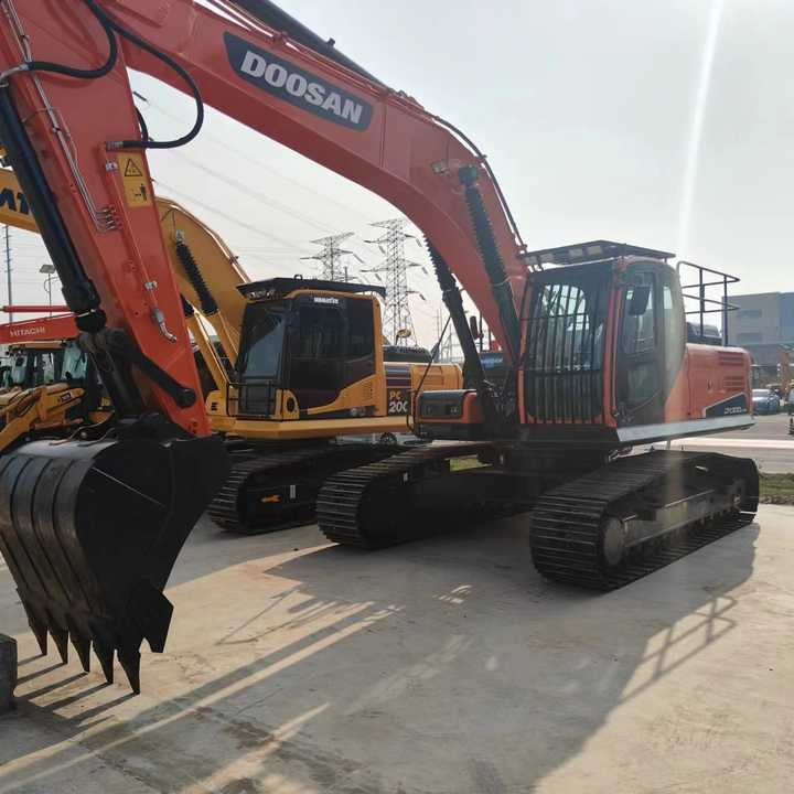 Korea Made Doosan Digger Dx300lc Doosan Used Machinery Excavator , Doosan Dx220 Dx300 Dx200 - Гусеничный экскаватор: фото 2 Korea Made Doosan Digger Dx300lc Doosan Used Machinery Excavator , Doosan Dx220 Dx300 Dx200 - Гусеничный экскаватор: фото 2