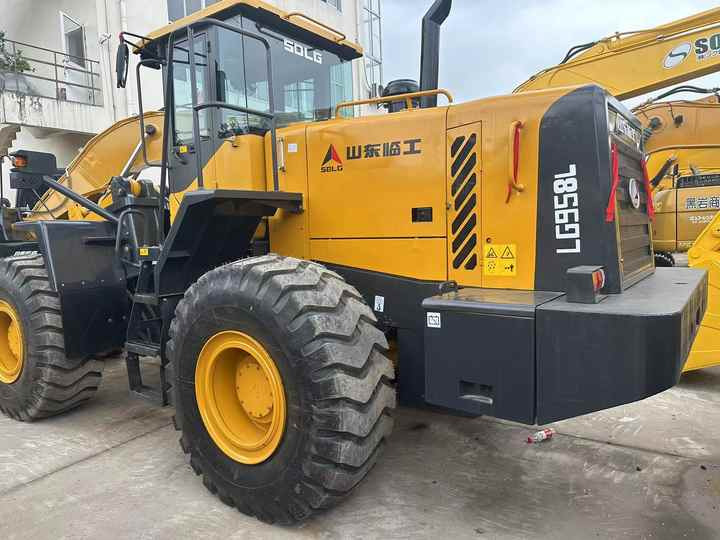 SDLG Wheel Loader 985L Second -hand Wheel Loader Electric Valve Water Pump Engine diesel Pump Valve in China - Колёсный погрузчик: фото 5 SDLG Wheel Loader 985L Second -hand Wheel Loader Electric Valve Water Pump Engine diesel Pump Valve in China - Колёсный погрузчик: фото 5