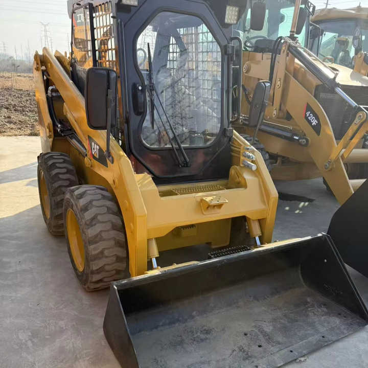 Second Hand Cheap Caterpillar CAT246D with Perfect Function Mini Skid Steers Used Cat246c 246D Backhoe Loader on Sale - Мини-погрузчик с бортовым поворотом: фото 1 Second Hand Cheap Caterpillar CAT246D with Perfect Function Mini Skid Steers Used Cat246c 246D Backhoe Loader on Sale - Мини-погрузчик с бортовым поворотом: фото 1