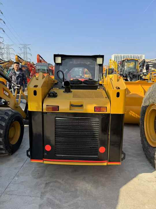 Second Hand Cheap Caterpillar CAT246D with Perfect Function Mini Skid Steers Used Cat246c 246D Backhoe Loader on Sale - Мини-погрузчик с бортовым поворотом: фото 5 Second Hand Cheap Caterpillar CAT246D with Perfect Function Mini Skid Steers Used Cat246c 246D Backhoe Loader on Sale - Мини-погрузчик с бортовым поворотом: фото 5