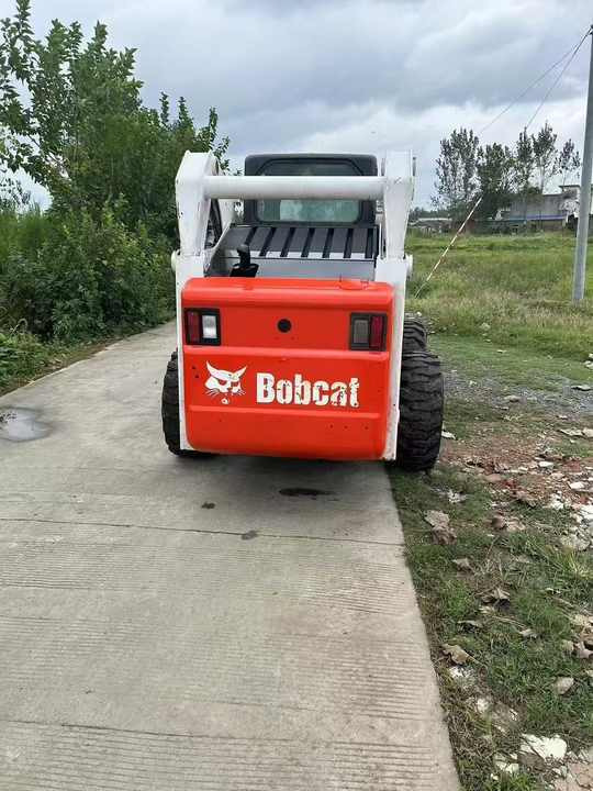 USED BOBCAT S300 Skid-steer Loader with Very Good Performance Is for Sale at a Low Price. S160/s185/s220/330 in Stock - Мини-погрузчик с бортовым поворотом: фото 3 USED BOBCAT S300 Skid-steer Loader with Very Good Performance Is for Sale at a Low Price. S160/s185/s220/330 in Stock - Мини-погрузчик с бортовым поворотом: фото 3