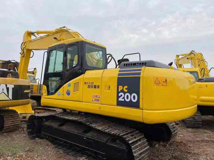 Used Good Quality Japan Original PC200-7 in Good Condition PC200-7 Komatsu - Гусеничный экскаватор: фото 2 Used Good Quality Japan Original PC200-7 in Good Condition PC200-7 Komatsu - Гусеничный экскаватор: фото 2