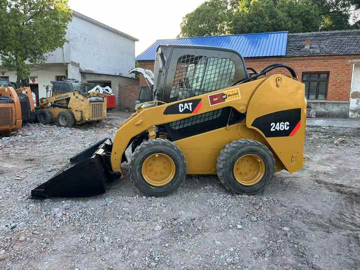 Used Original Caterpillar 246c Skid Steer Loader for Sale - Мини-погрузчик с бортовым поворотом: фото 5 Used Original Caterpillar 246c Skid Steer Loader for Sale - Мини-погрузчик с бортовым поворотом: фото 5
