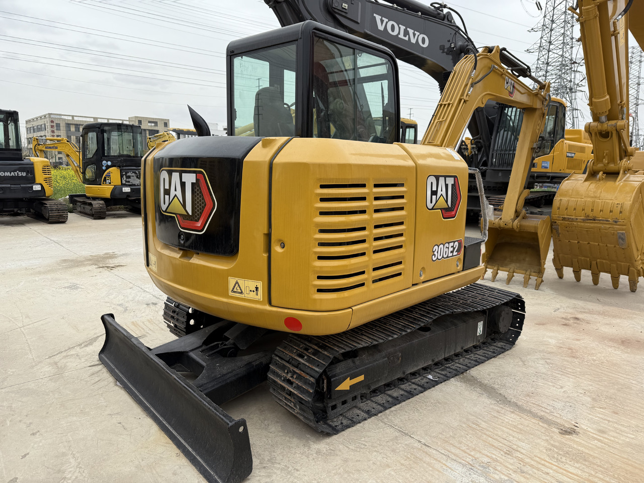 CATERPILLAR 306E2 - Мини-экскаватор: фото 2 CATERPILLAR 306E2 - Мини-экскаватор: фото 2
