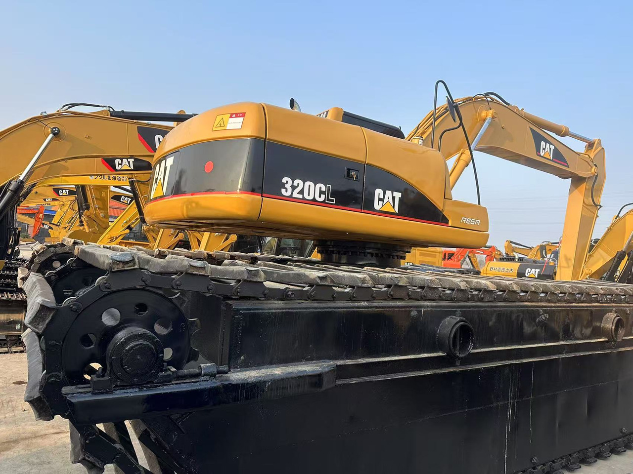 CATERPILLAR 320C Amphibious excavator - Водный экскаватор: фото 5 CATERPILLAR 320C Amphibious excavator - Водный экскаватор: фото 5