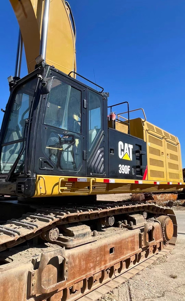 CATERPILLAR 390F - Гусеничный экскаватор: фото 1 CATERPILLAR 390F - Гусеничный экскаватор: фото 1
