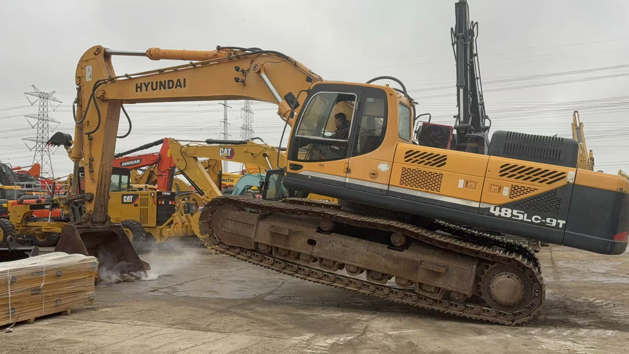 HYUNDAI R485LC-9T - Гусеничный экскаватор: фото 1 HYUNDAI R485LC-9T - Гусеничный экскаватор: фото 1