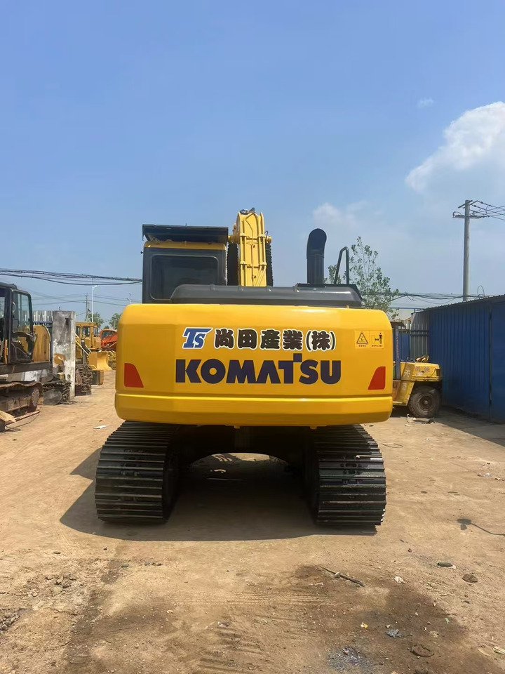 KOMATSU PC160-7 - Гусеничный экскаватор: фото 2 KOMATSU PC160-7 - Гусеничный экскаватор: фото 2