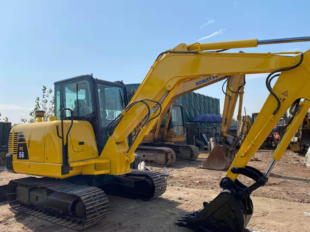 KOMATSU PC56 - Гусеничный экскаватор: фото 2 KOMATSU PC56 - Гусеничный экскаватор: фото 2
