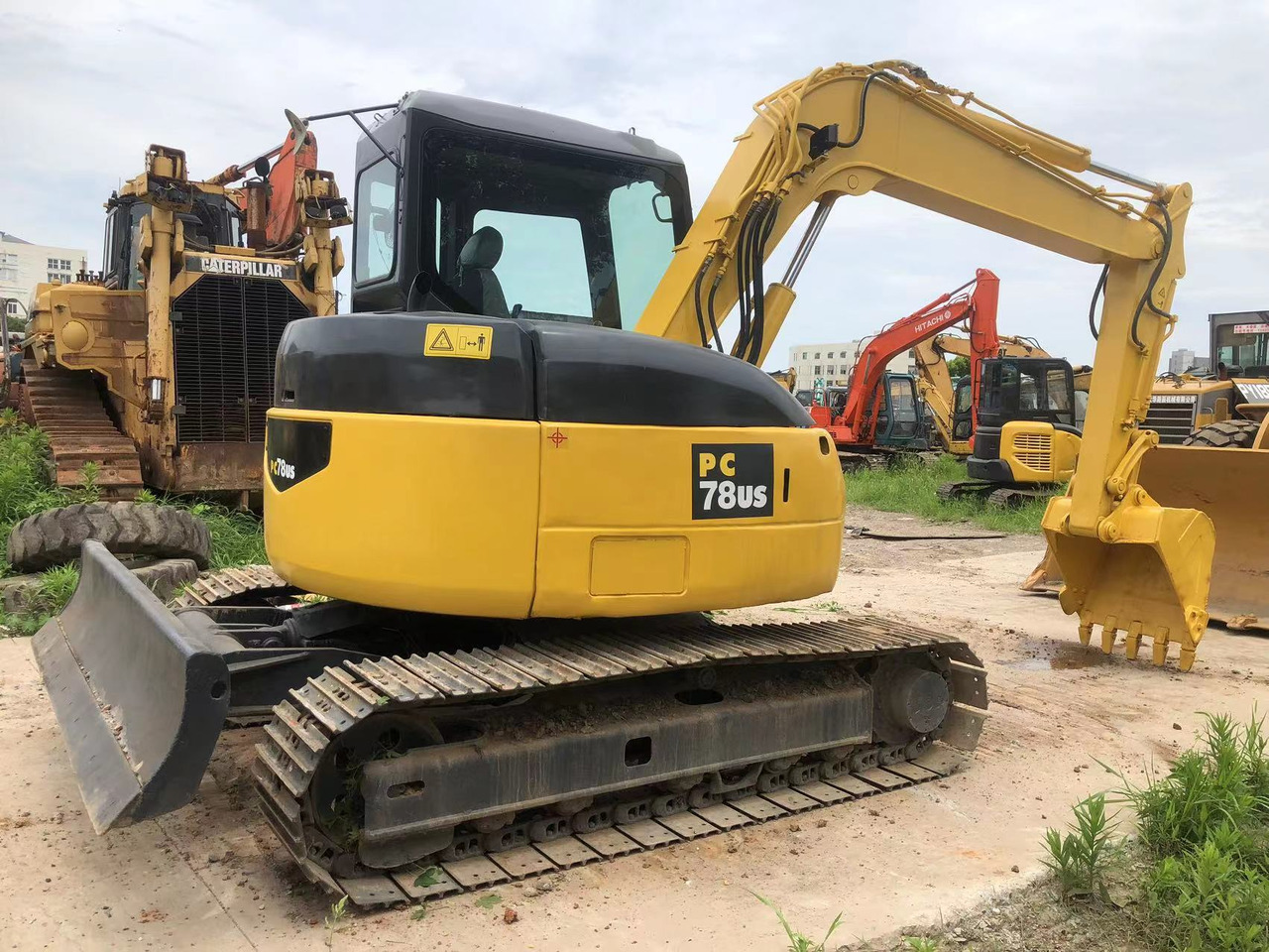 KOMATSU PC70-8 - Мини-экскаватор: фото 1 KOMATSU PC70-8 - Мини-экскаватор: фото 1