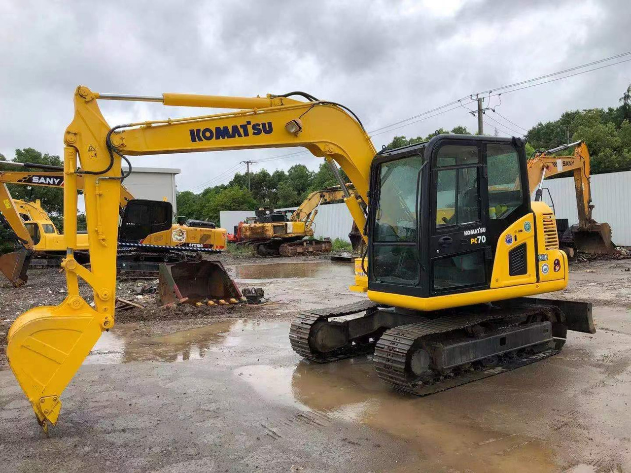 KOMATSU PC70-8 - Гусеничный экскаватор: фото 1 KOMATSU PC70-8 - Гусеничный экскаватор: фото 1