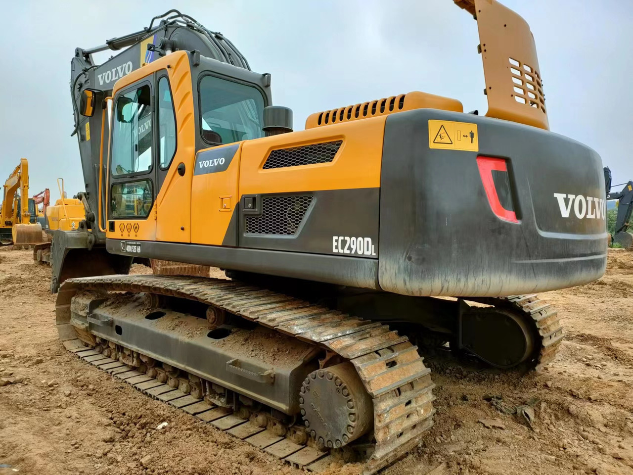 VOLVO EC290 - Гусеничный экскаватор: фото 2 VOLVO EC290 - Гусеничный экскаватор: фото 2
