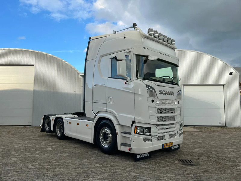 Scania 650S V8 NGS S650 - Тягач: фото 1 Scania 650S V8 NGS S650 - Тягач: фото 1