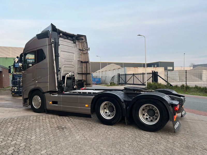 Volvo FH 16.650 FH16 6x4 - Тягач: фото 5 Volvo FH 16.650 FH16 6x4 - Тягач: фото 5