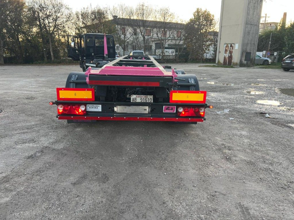 CARDI RIMORCHIO CARDI SCARRABILE RIBALTABILE - Прицеп мультилифт/ Бункеровоз: фото 3 CARDI RIMORCHIO CARDI SCARRABILE RIBALTABILE - Прицеп мультилифт/ Бункеровоз: фото 3