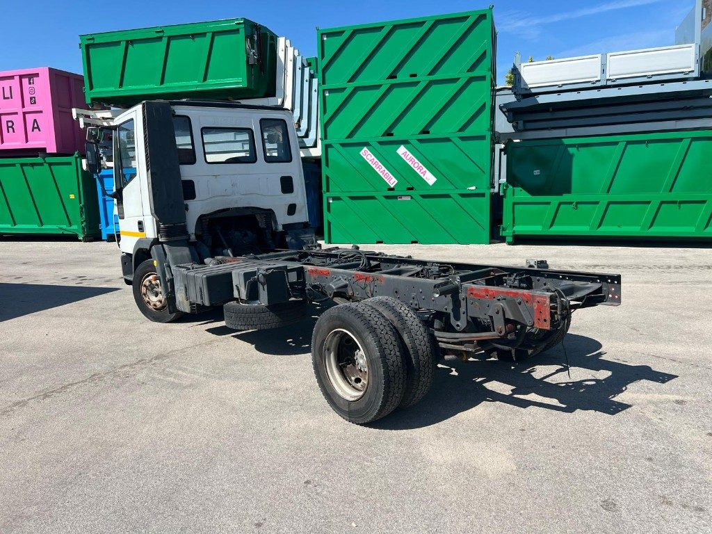 IVECO 80E15 A TELAIO - Грузовик-шасси: фото 4 IVECO 80E15 A TELAIO - Грузовик-шасси: фото 4