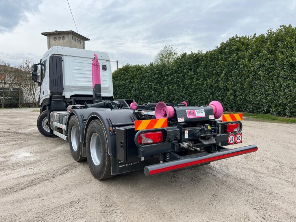 IVECO STRALIS X-WAY 510 TRAKKER SCARRABILE - Крюковой мультилифт: фото 4 IVECO STRALIS X-WAY 510 TRAKKER SCARRABILE - Крюковой мультилифт: фото 4