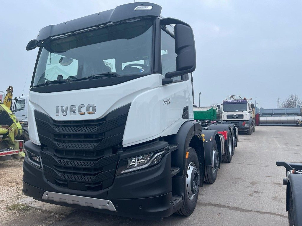 IVECO X-WAY AD350X480YPS SCARRABILE NUOVO - Крюковой мультилифт: фото 1 IVECO X-WAY AD350X480YPS SCARRABILE NUOVO - Крюковой мультилифт: фото 1