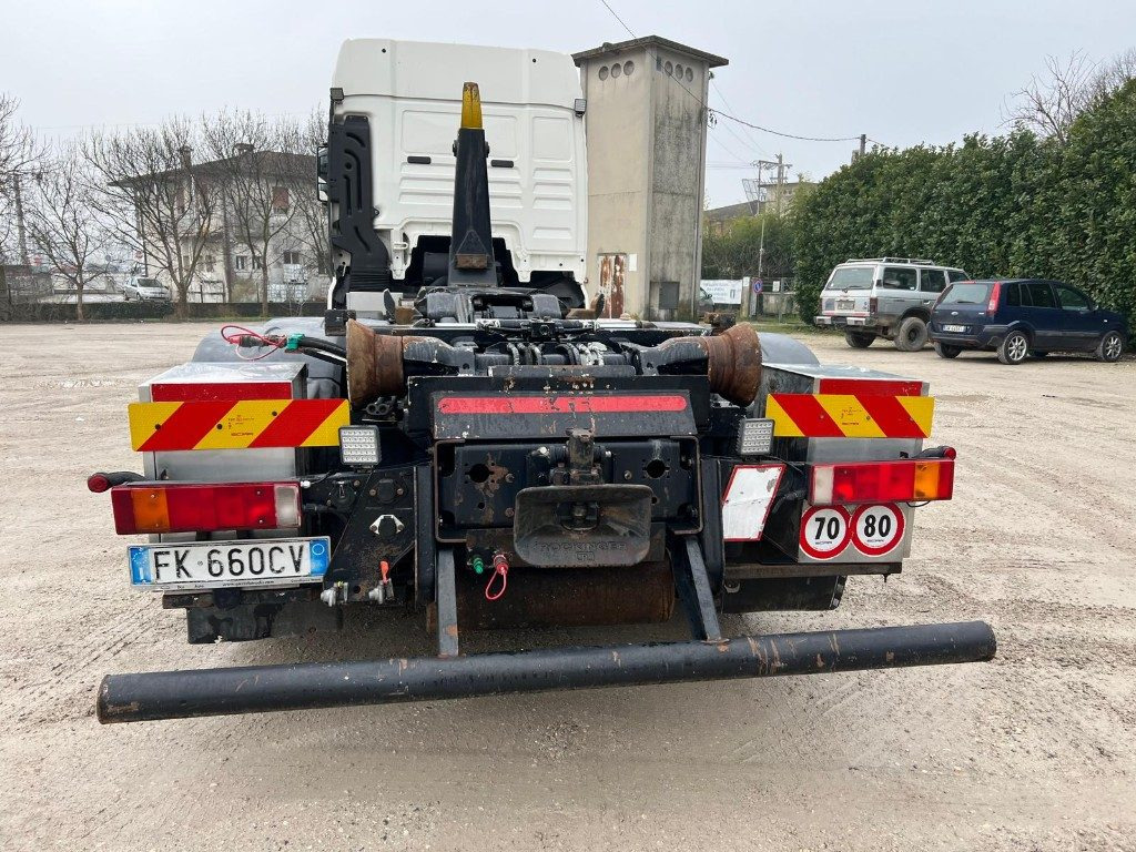 MAN TGX 26.500 USATO SCARRABILE 6X2 - Крюковой мультилифт: фото 4 MAN TGX 26.500 USATO SCARRABILE 6X2 - Крюковой мультилифт: фото 4