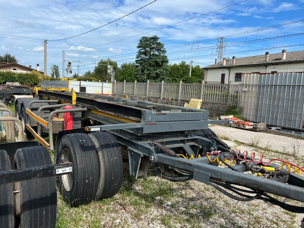 PIACENZA RIMORCHIO PIACENZA SCARRABILE BALESTRATO - Прицеп мультилифт/ Бункеровоз: фото 4 PIACENZA RIMORCHIO PIACENZA SCARRABILE BALESTRATO - Прицеп мультилифт/ Бункеровоз: фото 4