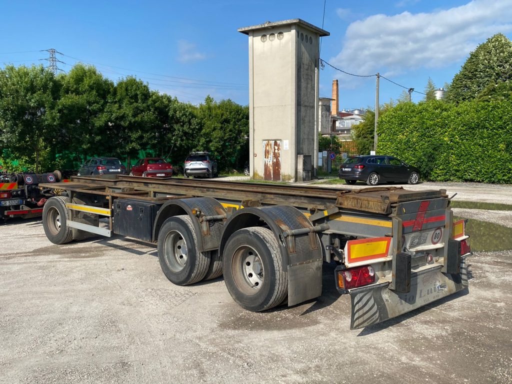 ZORZI 26 R 070 19 A SCARRABILE BALESTRATO - Прицеп мультилифт/ Бункеровоз: фото 3 ZORZI 26 R 070 19 A SCARRABILE BALESTRATO - Прицеп мультилифт/ Бункеровоз: фото 3
